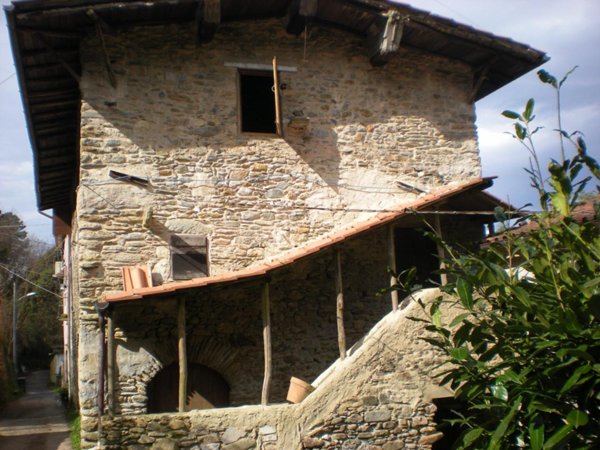 casale in vendita a Pietrasanta