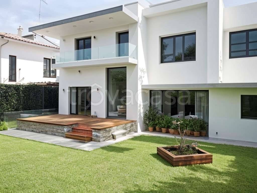 casa indipendente in vendita a Pietrasanta