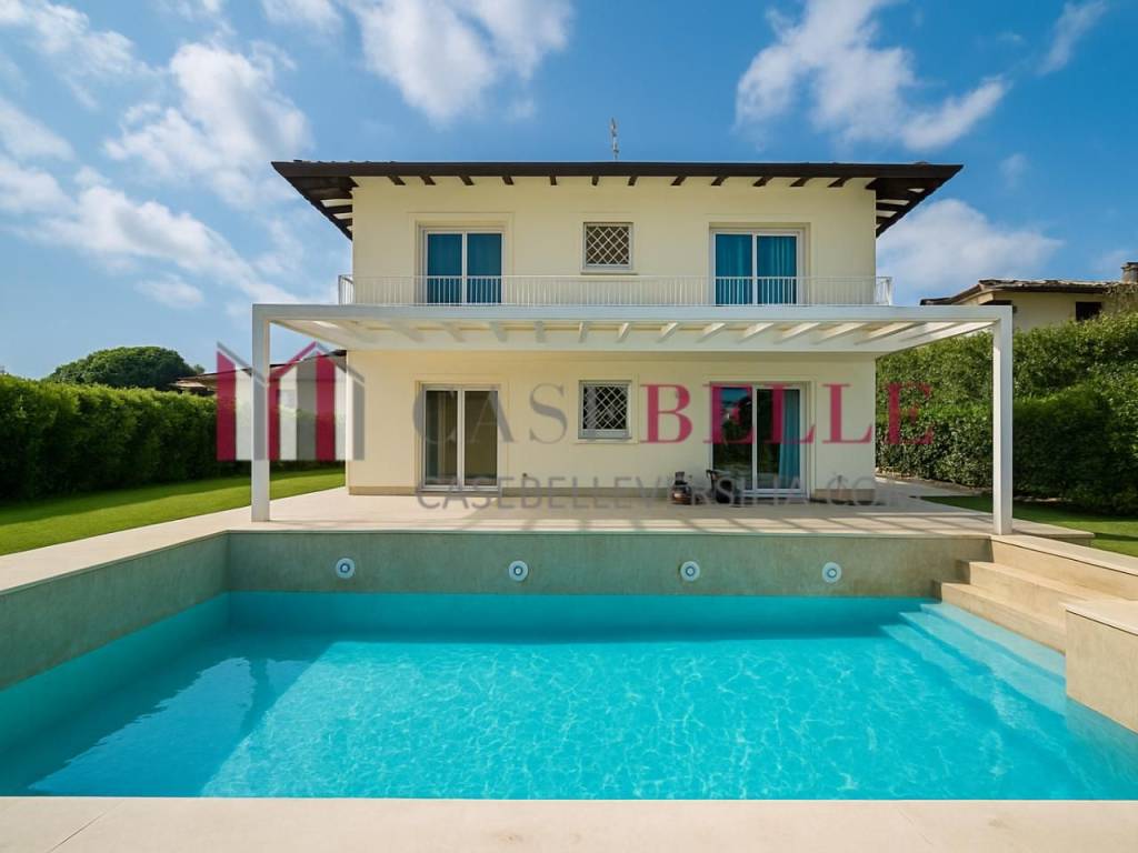 casa indipendente in vendita a Pietrasanta