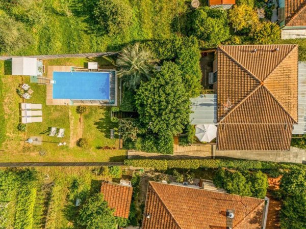 casa indipendente in vendita a Pietrasanta in zona Strettoia