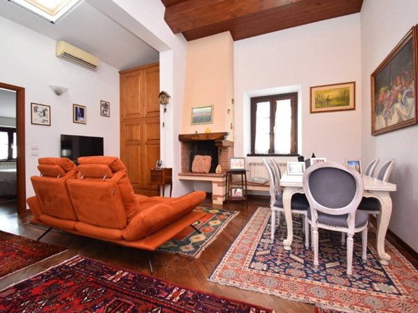 casa indipendente in vendita a Pietrasanta