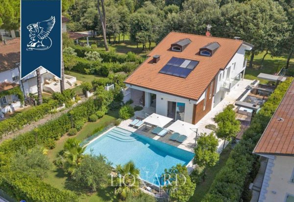 casa indipendente in vendita a Pietrasanta