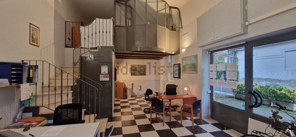 appartamento in vendita a Pietrasanta in zona Fiumetto