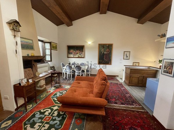 casa indipendente in vendita a Pietrasanta