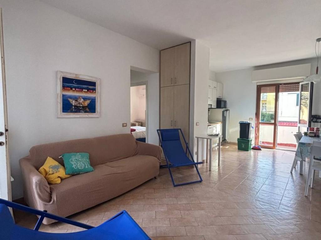 appartamento in vendita a Pietrasanta in zona Tonfano