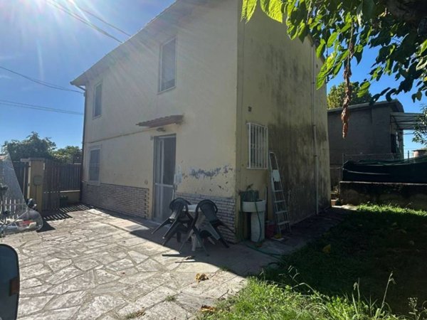 casa indipendente in vendita a Pietrasanta