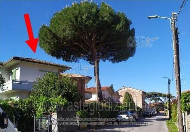 casa indipendente in vendita a Pietrasanta in zona Vignone