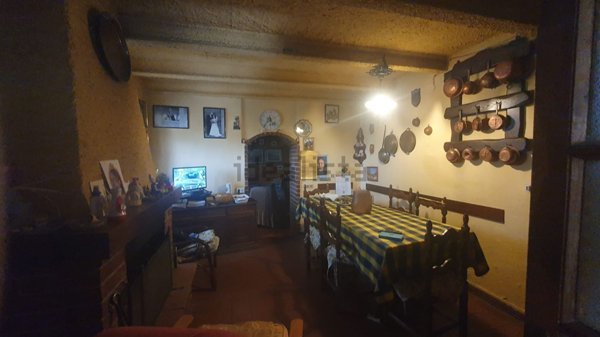 casa indipendente in vendita a Pietrasanta