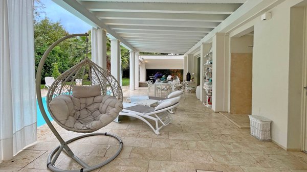 casa indipendente in vendita a Pietrasanta in zona Fiumetto