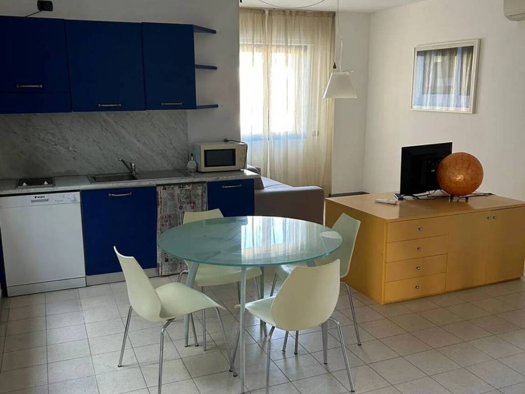 appartamento in vendita a Pietrasanta in zona Fiumetto