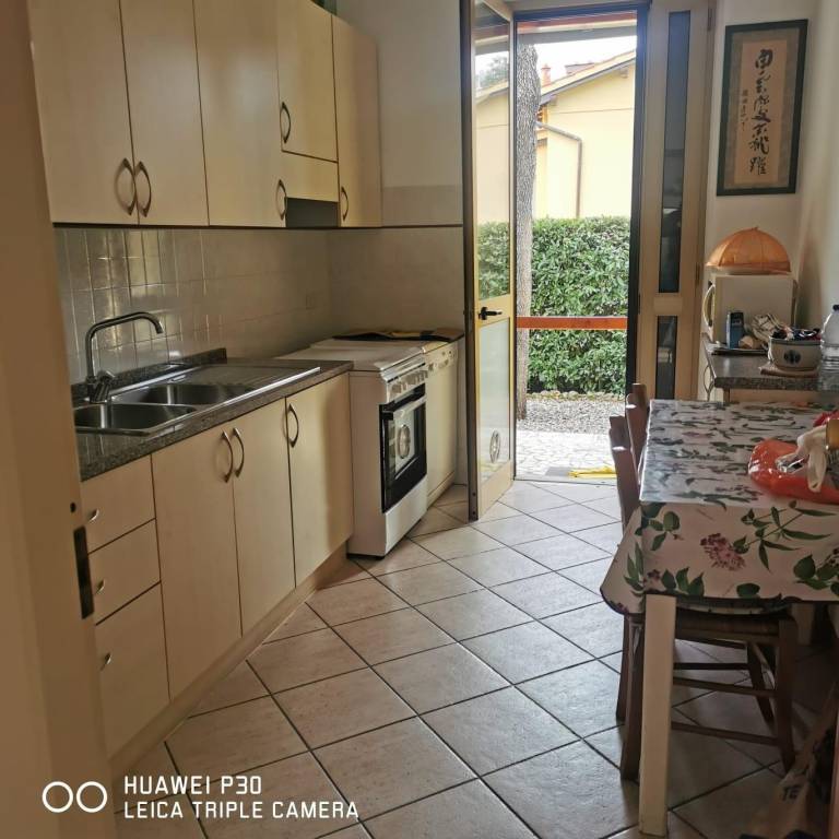 casa indipendente in vendita a Pietrasanta in zona Motrone