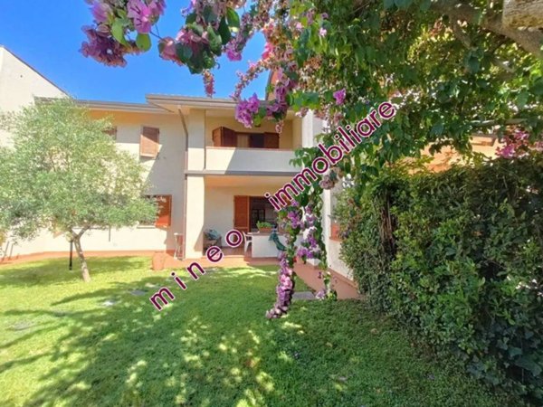 appartamento in vendita a Pietrasanta in zona Marina di Pietrasanta
