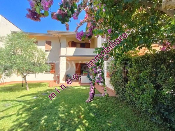 appartamento in vendita a Pietrasanta in zona Marina di Pietrasanta