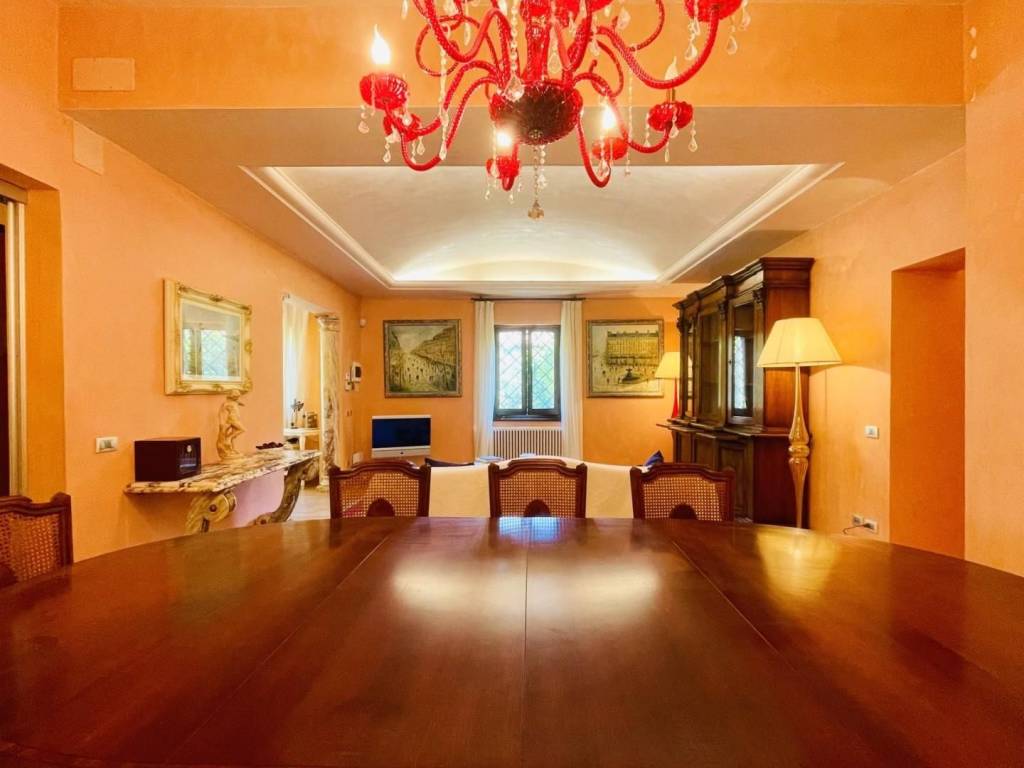 appartamento in vendita a Pietrasanta in zona Marina di Pietrasanta