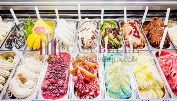 negozio in vendita a Pietrasanta