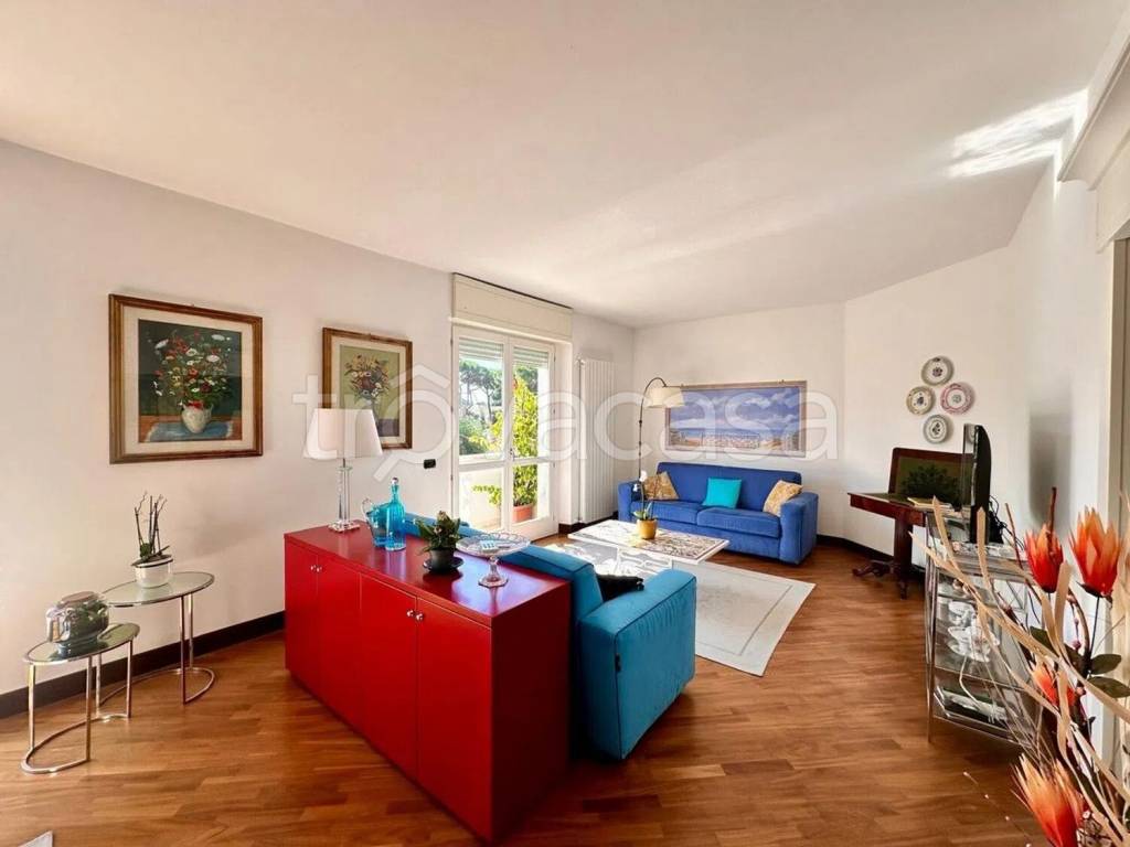 appartamento in vendita a Pietrasanta in zona Focette