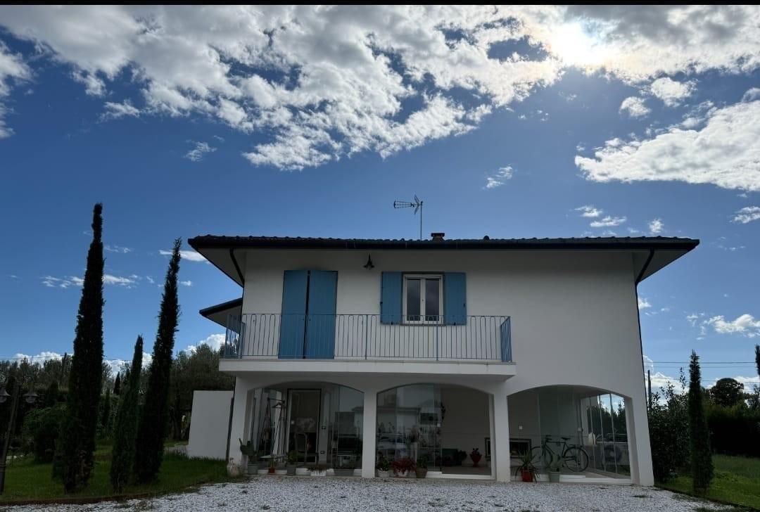 casa indipendente in vendita a Pietrasanta