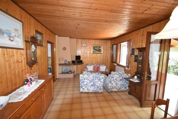 casa indipendente in vendita a Pietrasanta