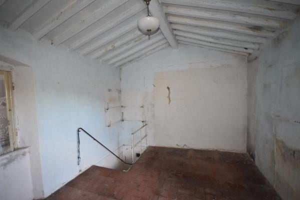 casa indipendente in vendita a Pietrasanta in zona Crociale