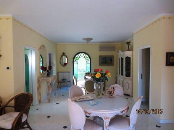 casa indipendente in vendita a Pietrasanta in zona Marina di Pietrasanta