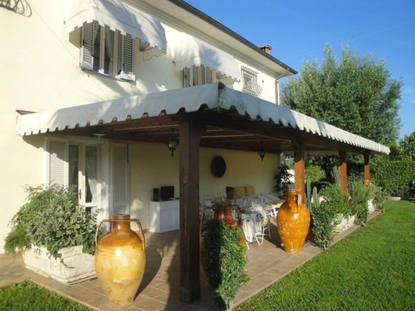 casa indipendente in vendita a Pietrasanta