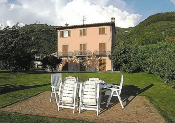 casa indipendente in vendita a Pietrasanta
