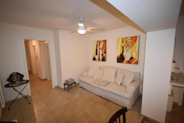 appartamento in vendita a Pietrasanta in zona Marina di Pietrasanta