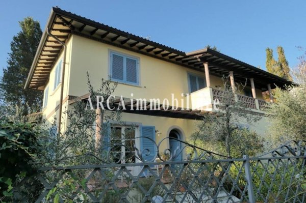 casa indipendente in vendita a Pietrasanta