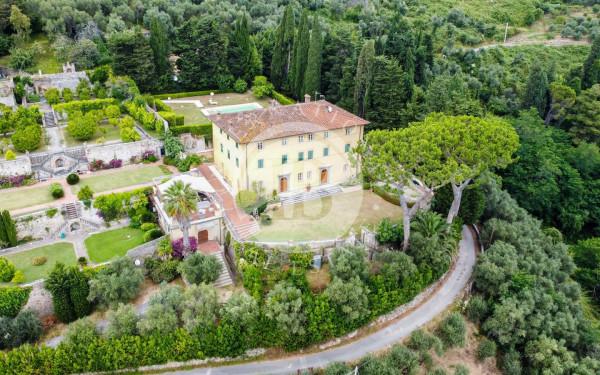 casa indipendente in vendita a Pietrasanta in zona Marina di Pietrasanta