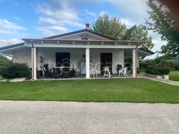 casa indipendente in vendita a Pietrasanta in zona Marina di Pietrasanta