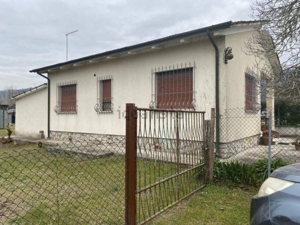casa indipendente in vendita a Pietrasanta