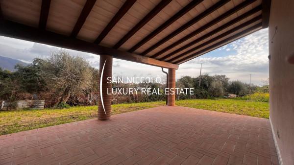 casa indipendente in vendita a Pietrasanta