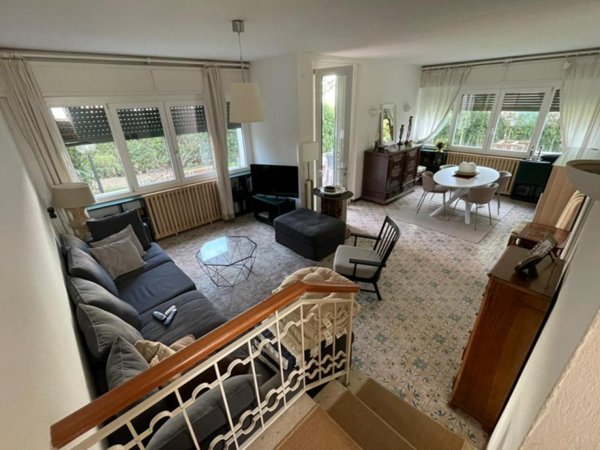 casa indipendente in vendita a Pietrasanta in zona Fiumetto