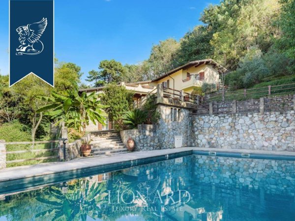 casa indipendente in vendita a Pietrasanta