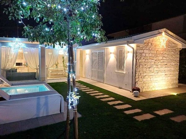 casa indipendente in vendita a Pietrasanta in zona Fiumetto