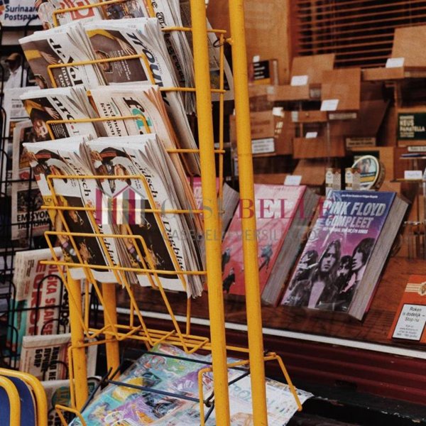 negozio in vendita a Pietrasanta in zona Fiumetto