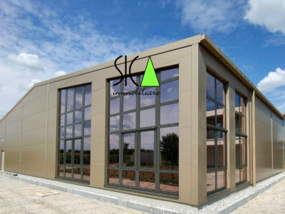 capannone in vendita a Pietrasanta