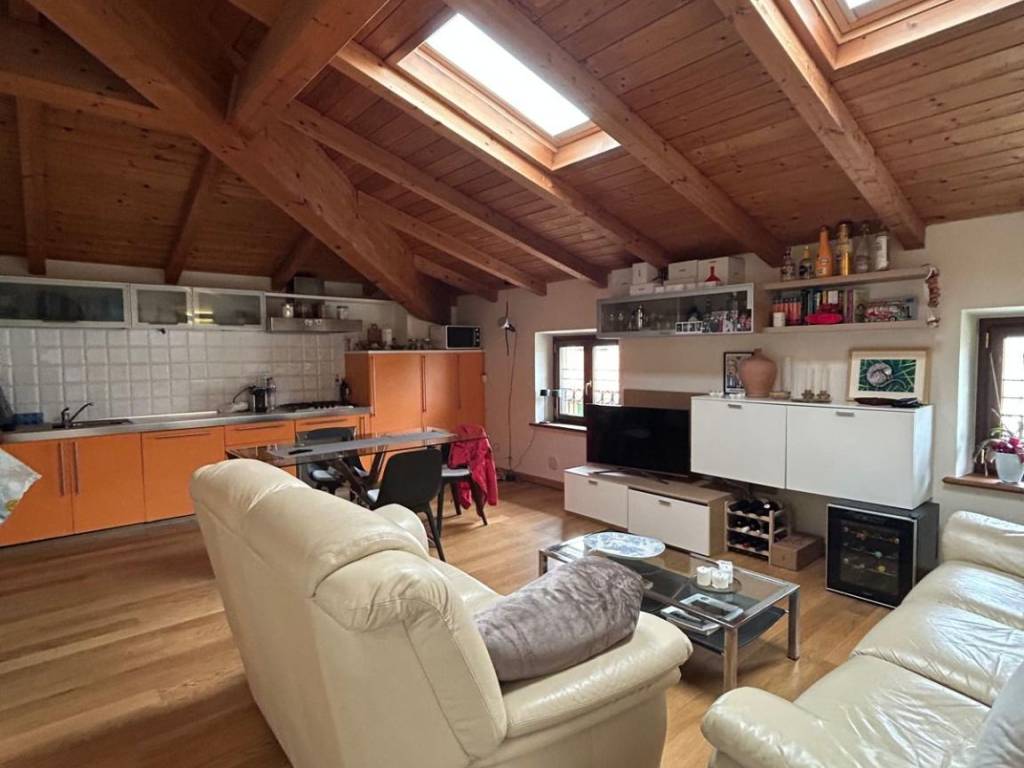 appartamento in vendita a Pietrasanta in zona Tonfano