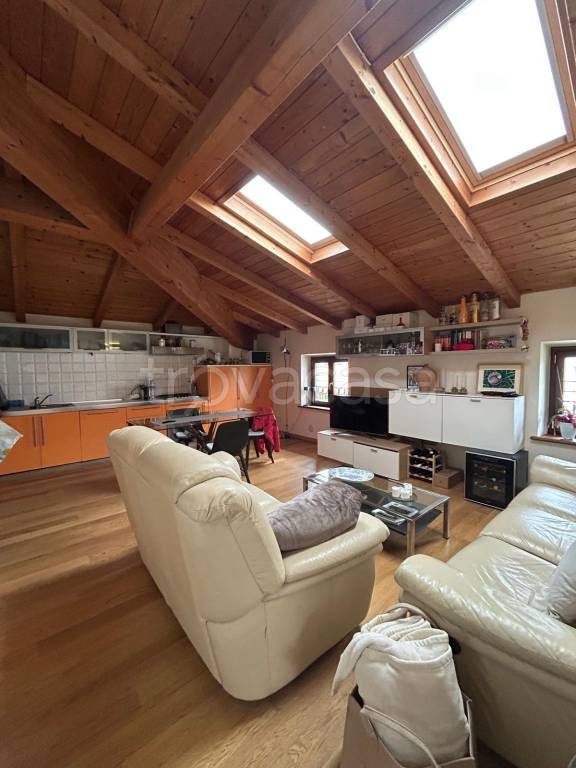 appartamento in vendita a Pietrasanta in zona Tonfano