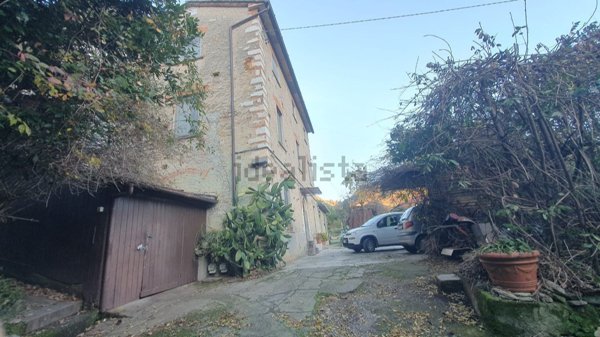 casa indipendente in vendita a Pietrasanta