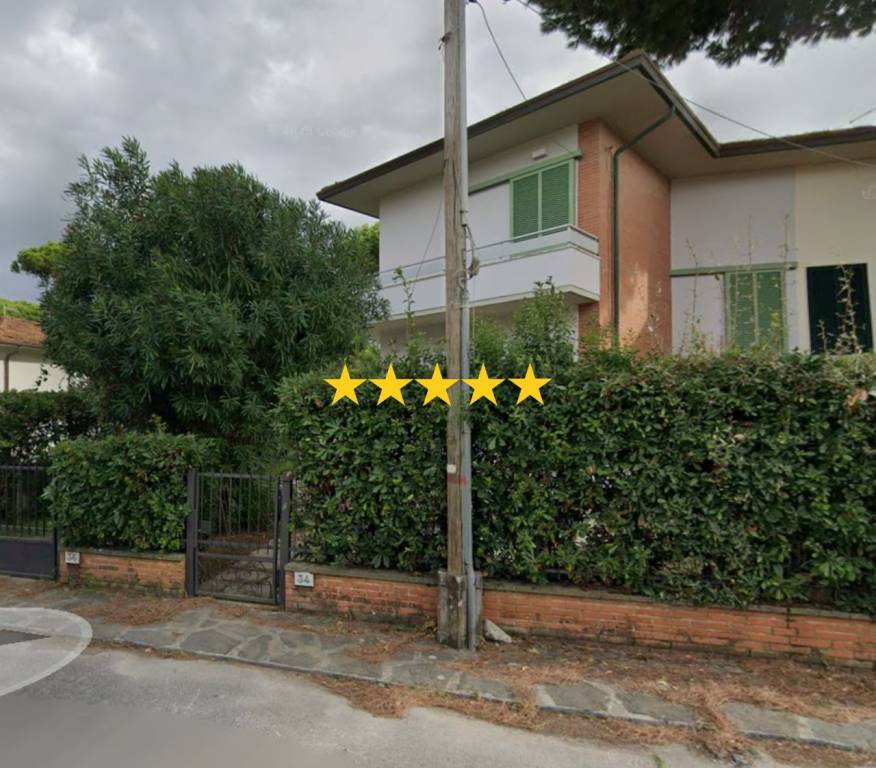 casa indipendente in vendita a Pietrasanta in zona Vignone