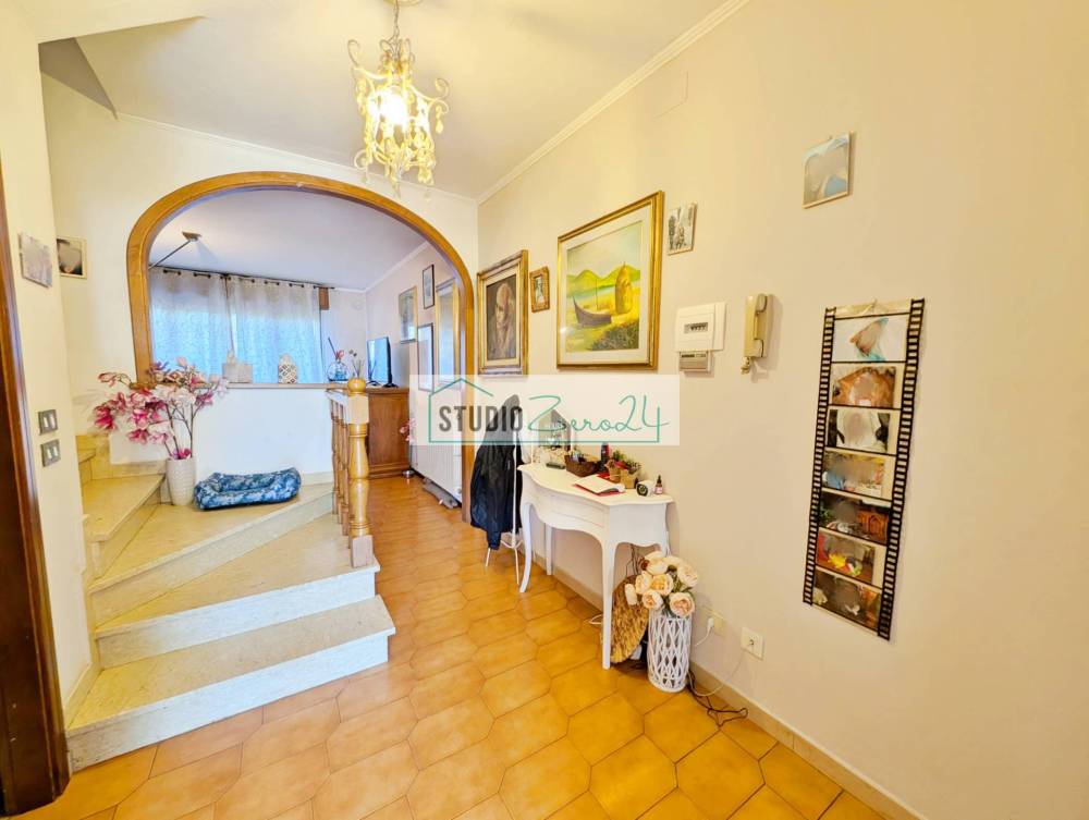 casa indipendente in vendita a Pietrasanta in zona Fiumetto