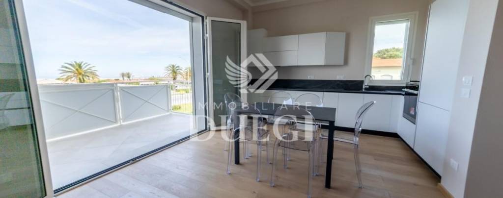 appartamento in vendita a Pietrasanta in zona Vignone