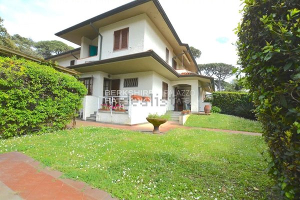 casa indipendente in vendita a Pietrasanta in zona Motrone