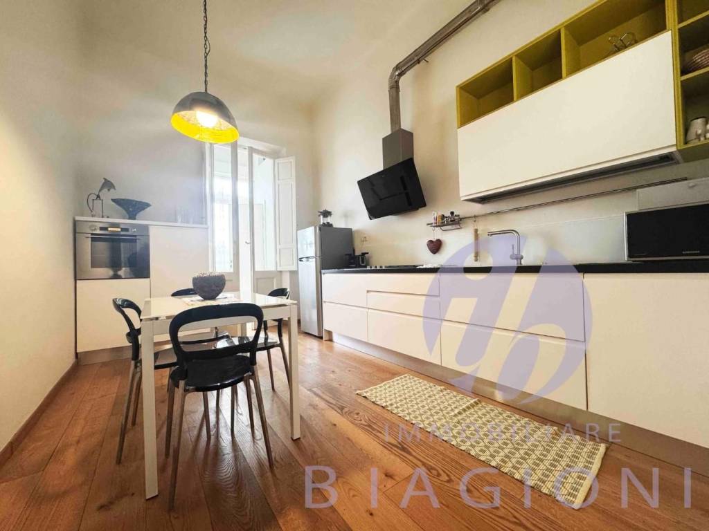 appartamento in vendita a Pietrasanta in zona Marina di Pietrasanta