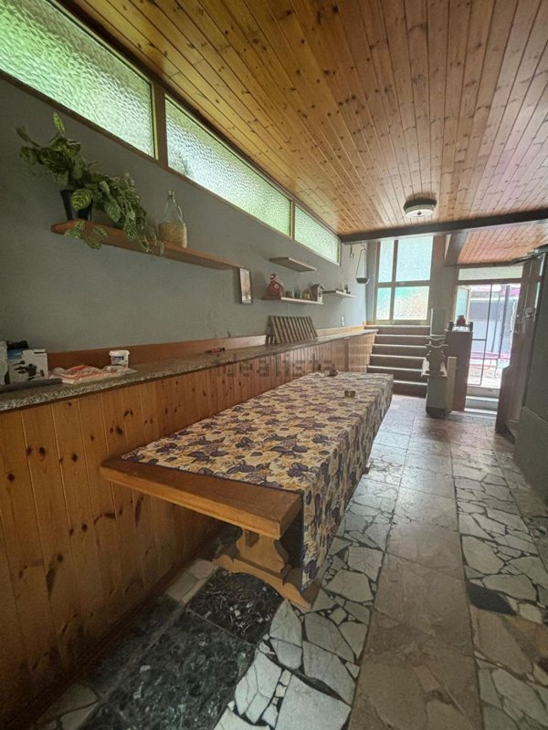 appartamento in vendita a Pietrasanta in zona Valdicastello