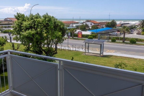 appartamento in vendita a Pietrasanta in zona Focette