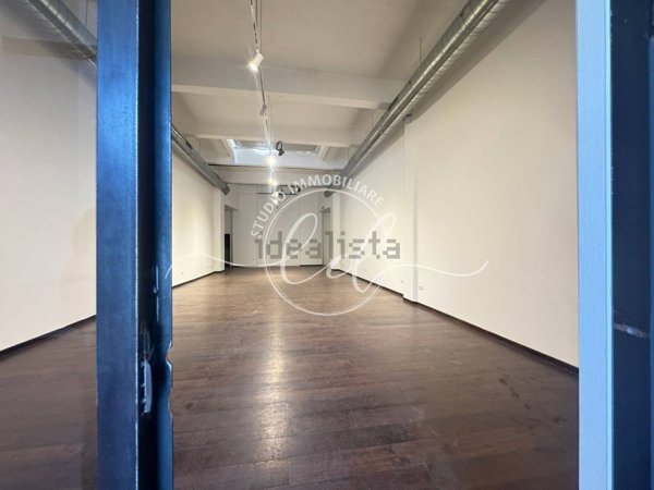 capannone in vendita a Pietrasanta