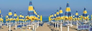 negozio in vendita a Pietrasanta in zona Fiumetto