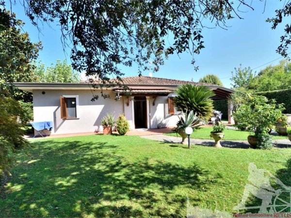 casa indipendente in vendita a Pietrasanta